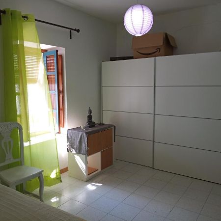 En Breve Comienza Construccion De Viviendas Al Lado, Habra Albaniles Desde Hora Temprana Аямонте Екстериор снимка