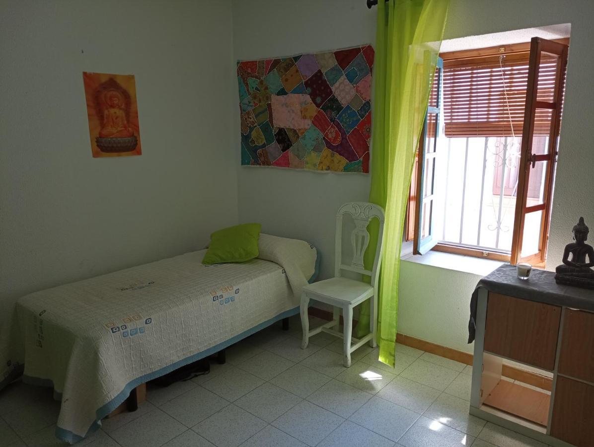 En Breve Comienza Construccion De Viviendas Al Lado, Habra Albaniles Desde Hora Temprana Аямонте Стая снимка